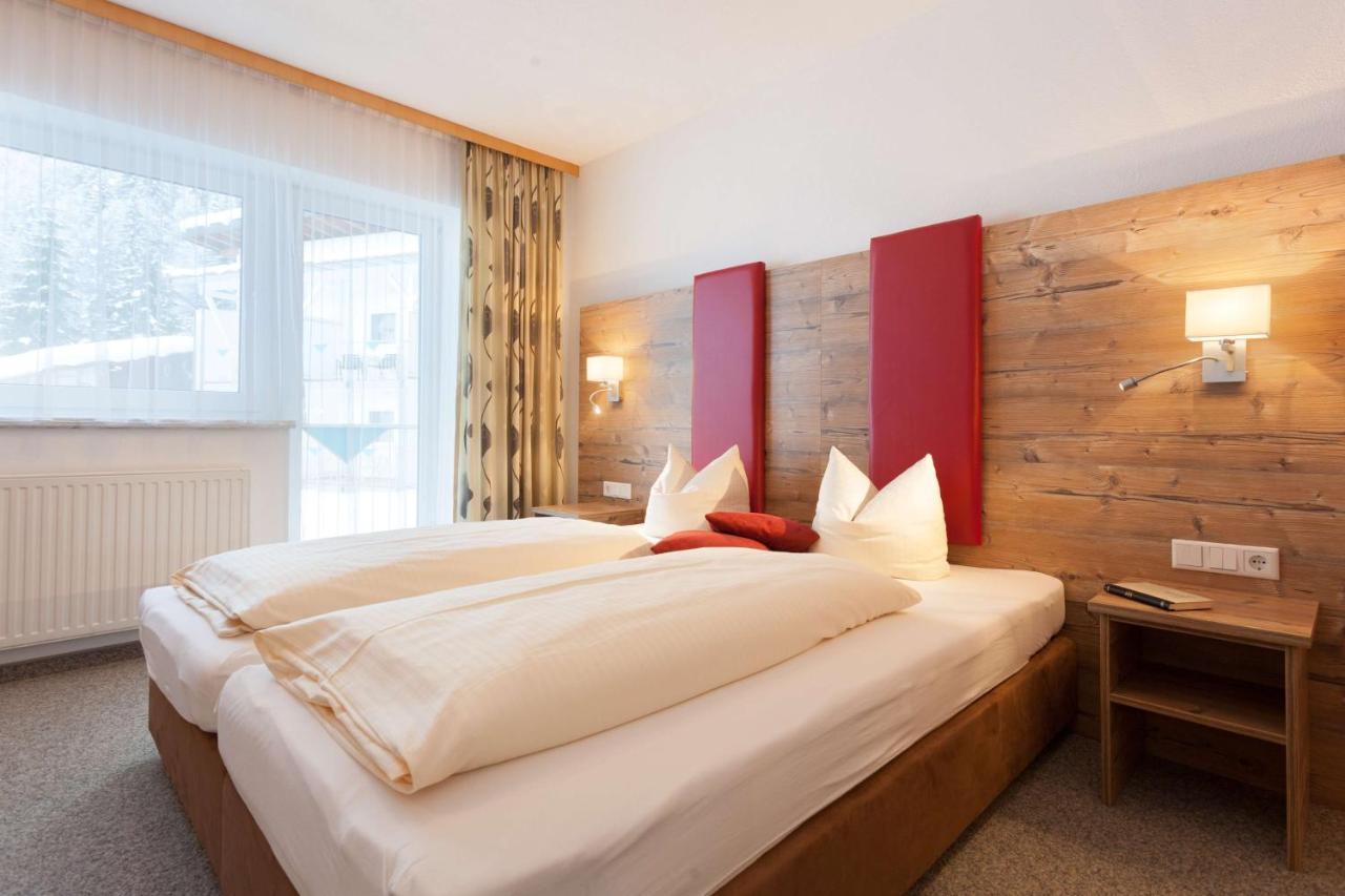 Hotel Talhof Garni&More In Waengle Bei Reutte Exterior photo