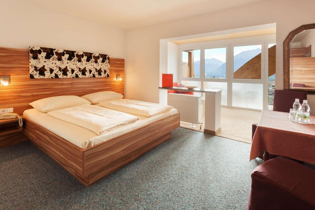 Hotel Talhof Garni&More In Waengle Bei Reutte Exterior photo